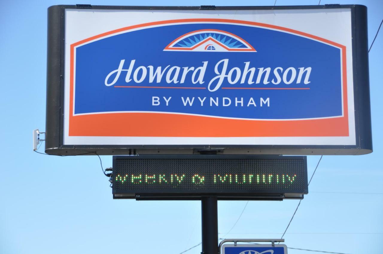 Howard Johnson By Wyndham Roseburg Exteriér fotografie