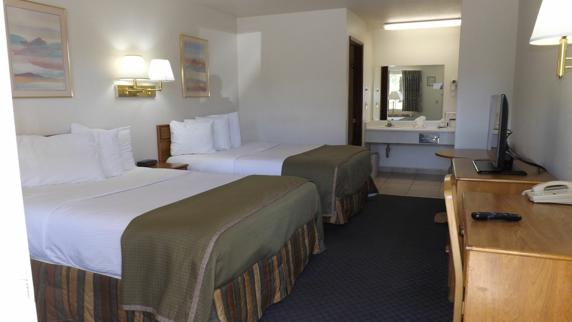 Howard Johnson By Wyndham Roseburg Exteriér fotografie